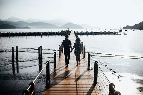 Мужчина позвал на отдых, а вы только