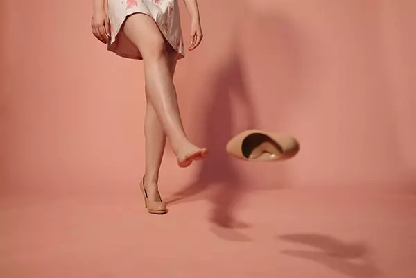 8 женских привычек, которые сводят с ума