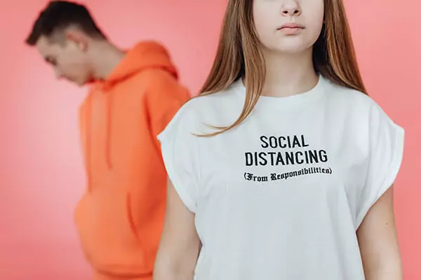 Что за хамка? 7 неочевидных причин женской